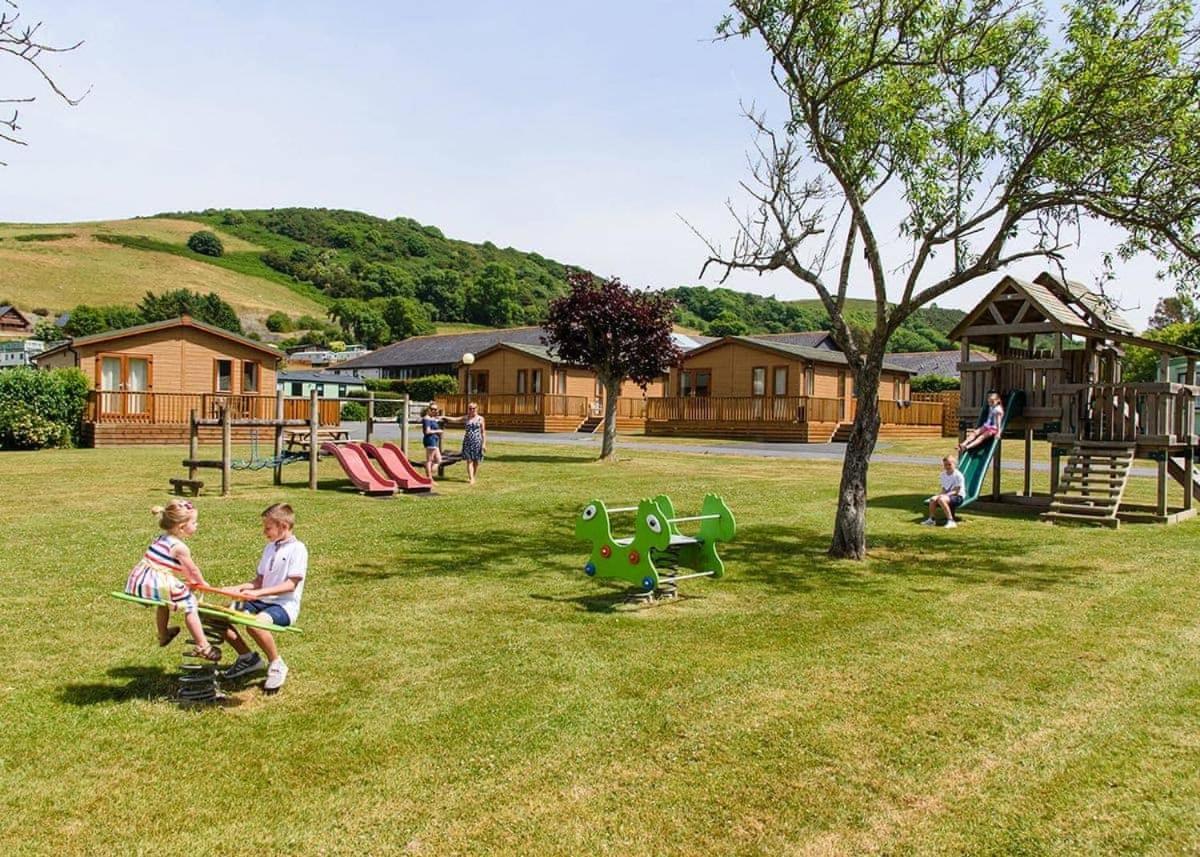 Penrhos Park Llanrhystyd Exterior foto